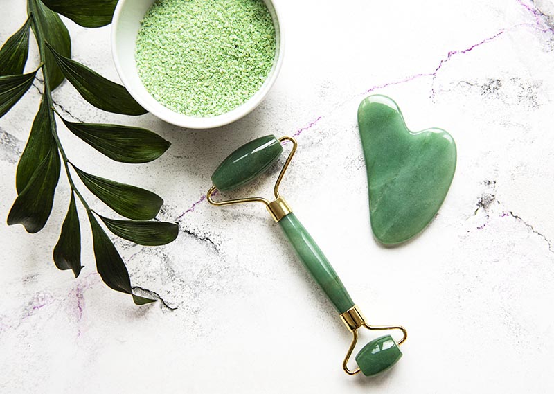Rodillo de jade y gua sha - ideal para la depuración