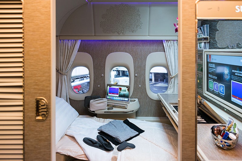 Suite de primera clase del Boeing 777-300ER de Emirates